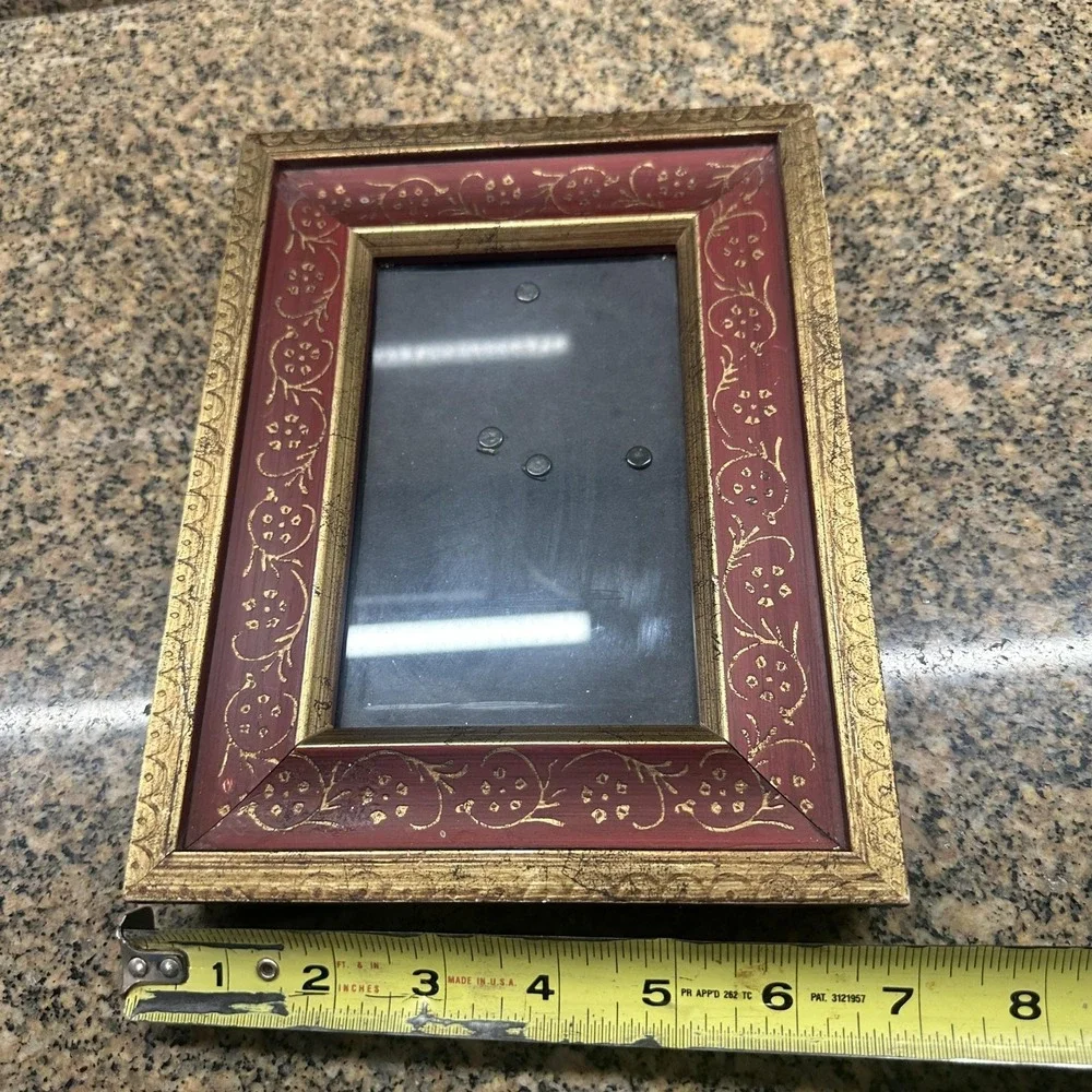Red‎ Gold Floral Picture Photo Frame 4x6 Wood Vintage Ornate 9 Inch Tabletop